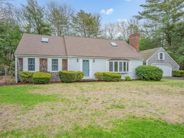 105 Rolling Hitch Road, Centerville, MA 02632