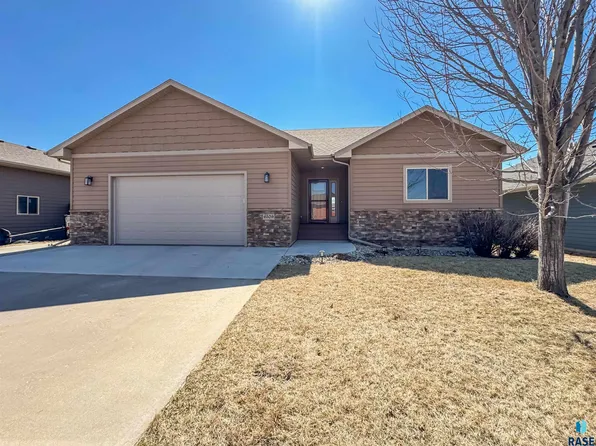 6509 E 49th St, Sioux Falls, SD 57110