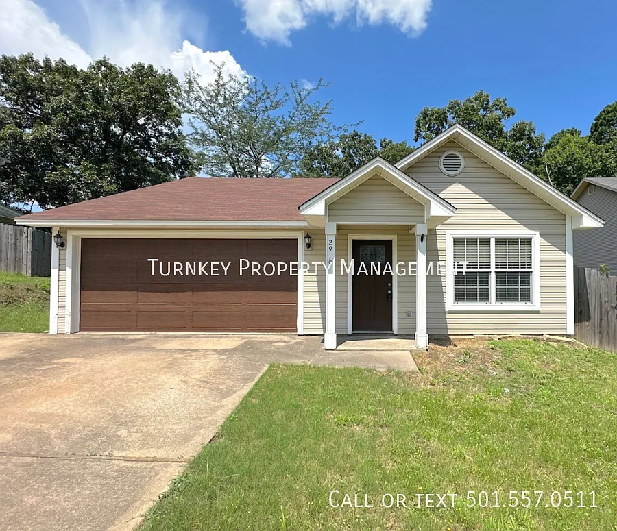 2919 Gage Dr — Photo 1