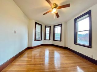 82 Crescent St, Auburndale, MA 02466