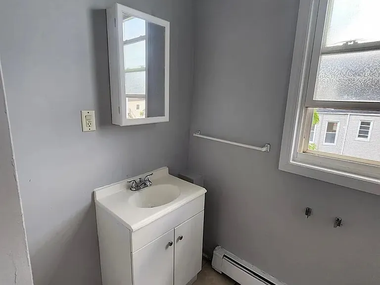 148 Chadwick Ave #4 — Photo 5