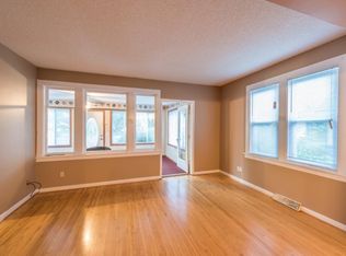340 S Olive St FL 1ST, Waconia, MN 55387
