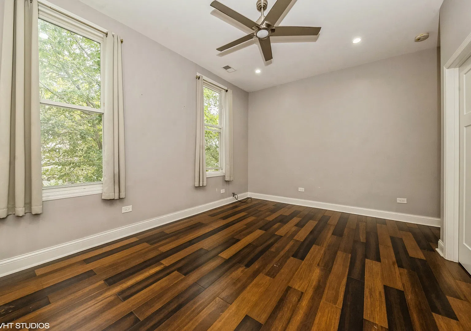 2 bed, 900 sqft, $1,700 — Photo 4