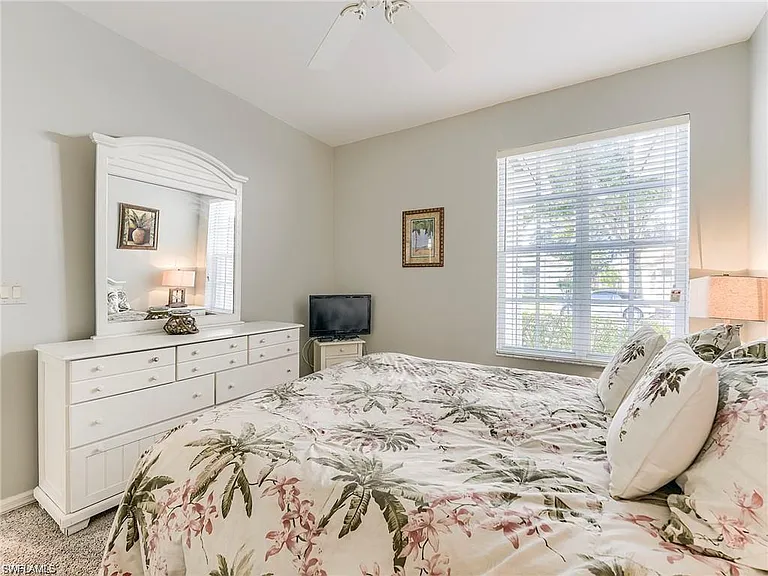 8529 Fairway Bend Dr — Photo 19