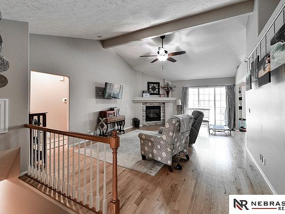 3rd image of 15528 Josephine St