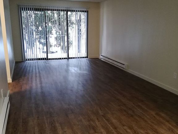 5th image of 400 Wheeler St S APT 108