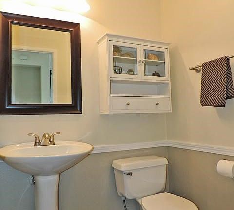 3rd image of 4488 Sawgrass Ct