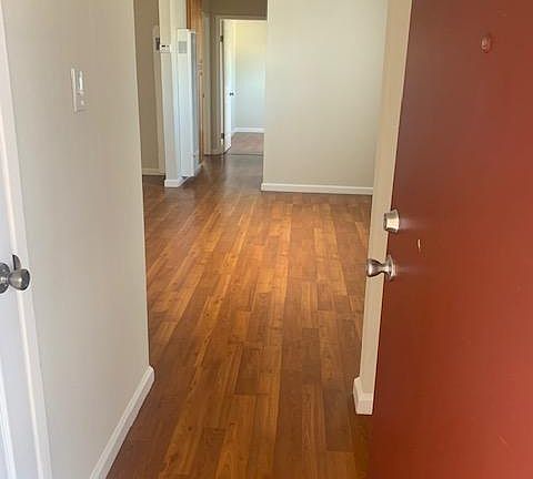 2nd image of 1075 Saratoga Ave APT 3