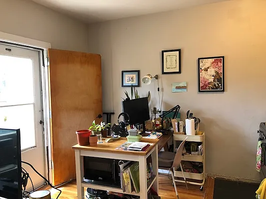 Rented by Friedman Roth Realty | media 32