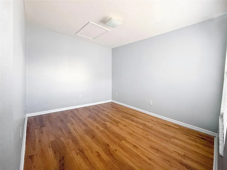 515 Orchid Dr — Photo 6