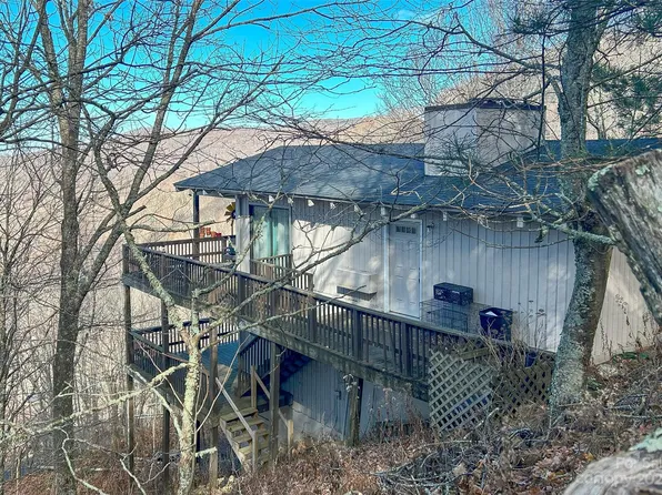 231 Sarvis Ln, Mars Hill, NC 28754