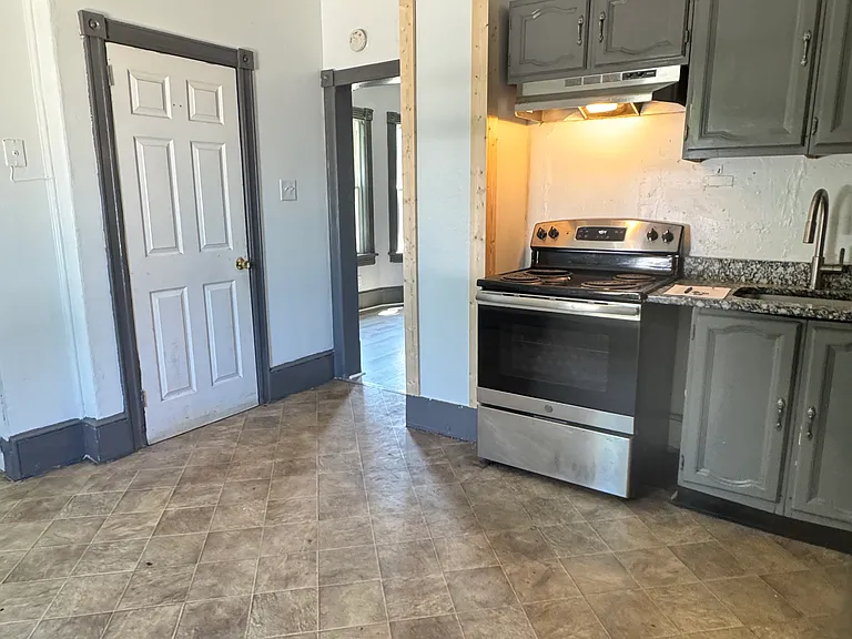 46 Delsea Dr N — Photo 18