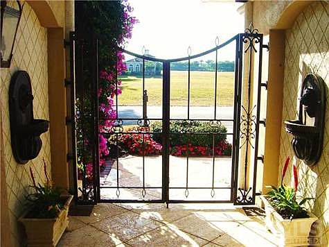 3rd image of 111 SE Bella Strano