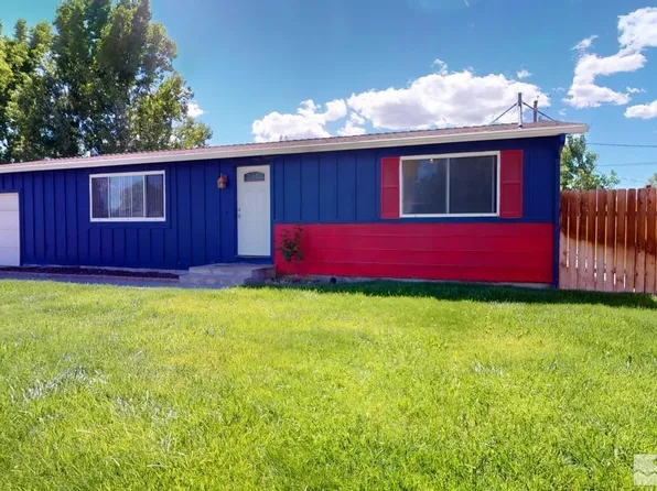 515 Elquist Dr, Battle Mountain, NV 89820