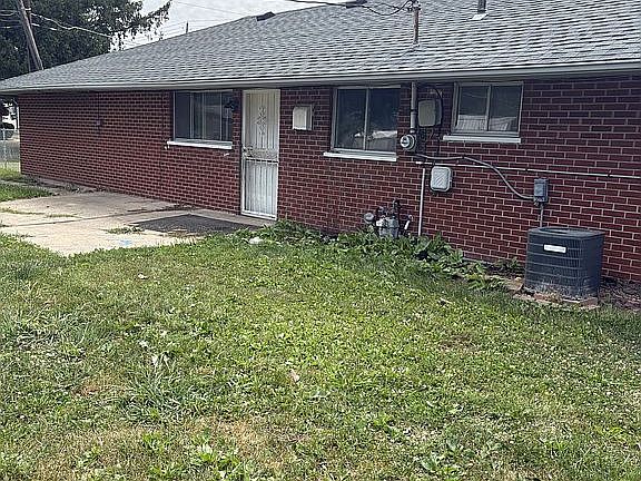 3rd image of 3509 E State Blvd