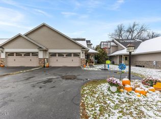 949 Hudson Ave, Stillwater, NY 12170