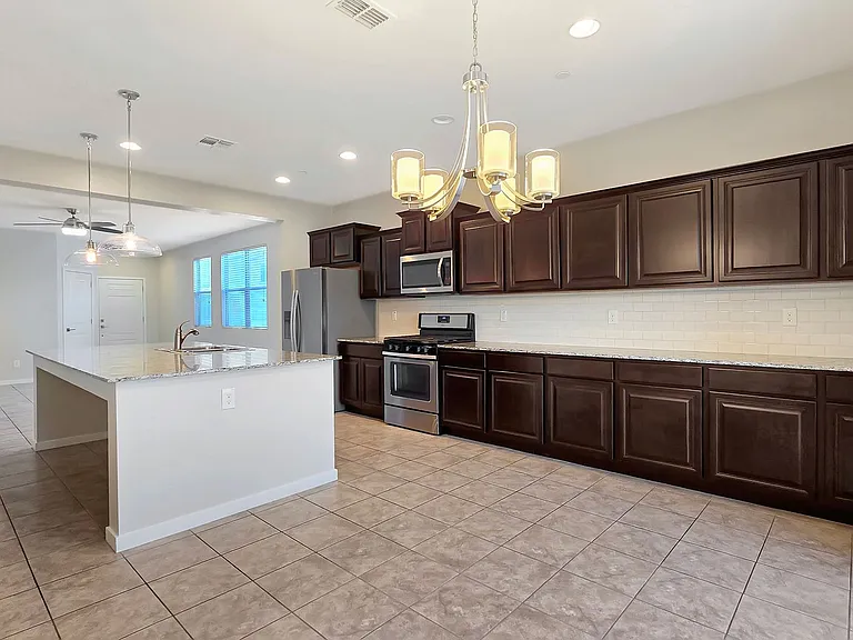 21398 W Holly St — Photo 9