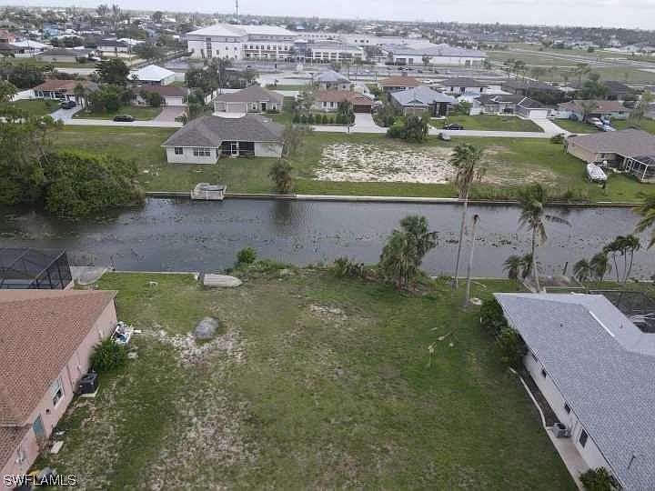 1st image of 630 SW 15th St