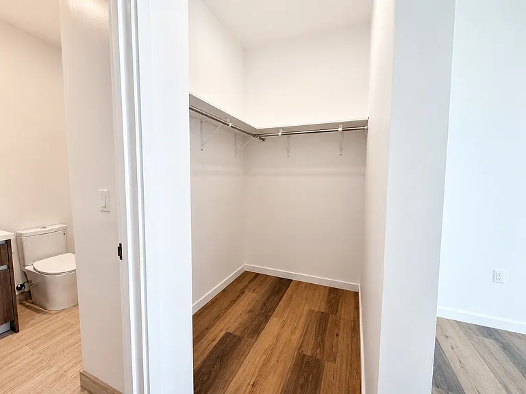 1500 Rycroft St #4400 — Photo 9