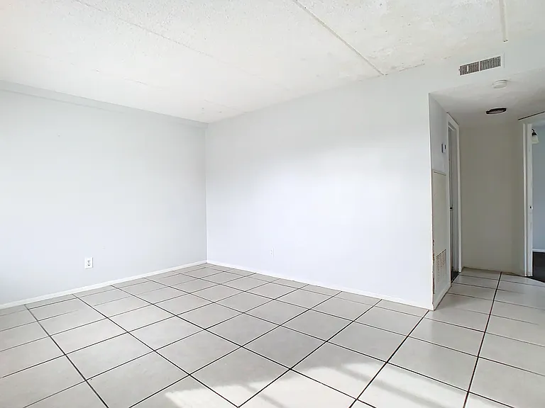 694 Michigan Ct #2 — Photo 10