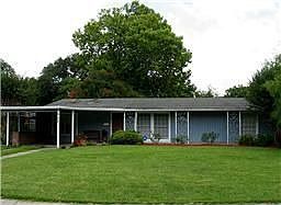 1st image of 7487 Lakehurst Dr