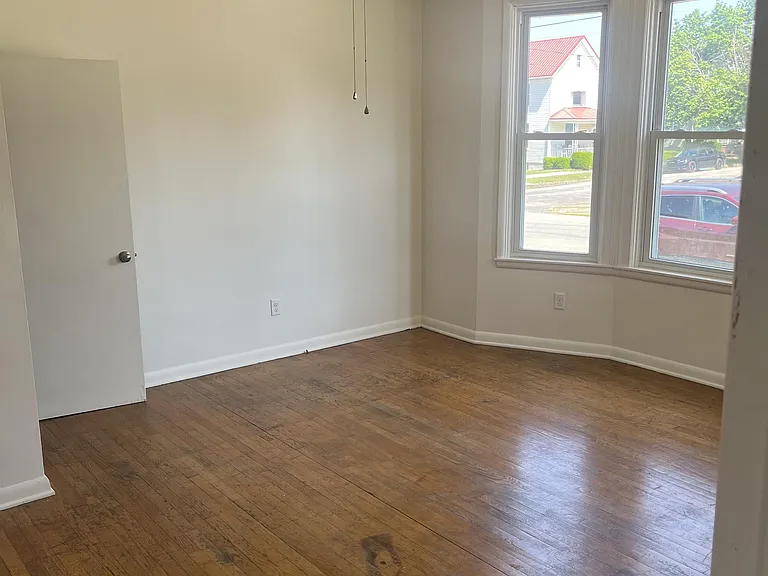 538 Alexander Ave #1 — Photo 6