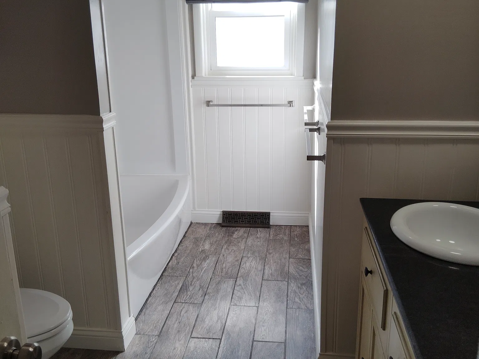 3 bed, 1240 sqft, $1,600 — Photo 4