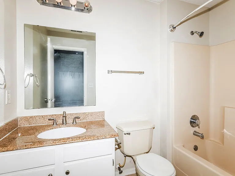7394 Tassel Ct — Photo 10