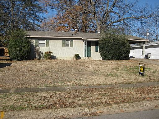1st image of 204 Braden St