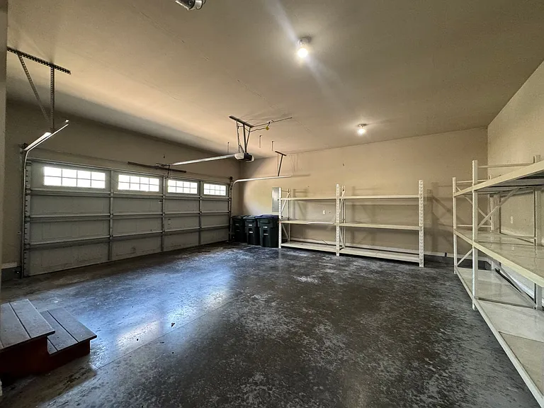 4467 Castlerock Dr — Photo 31