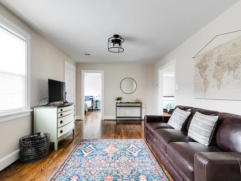 507 Fourqurean Ln — Photo 2