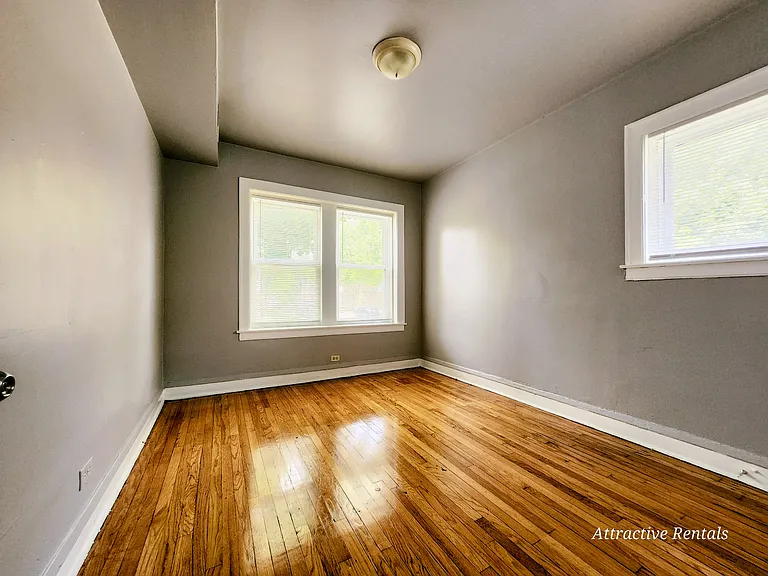 7801-03 S Marshfield Ave #1N — Photo 3