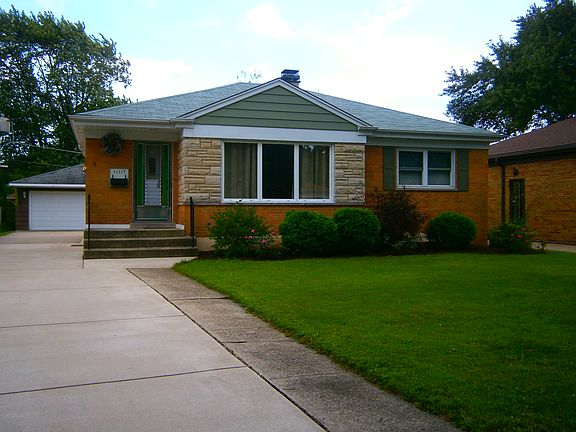 2nd image of 11117 Highridge Ave