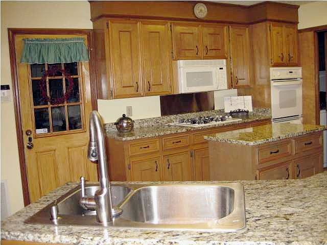 2nd image of 1519 Northlake Cir