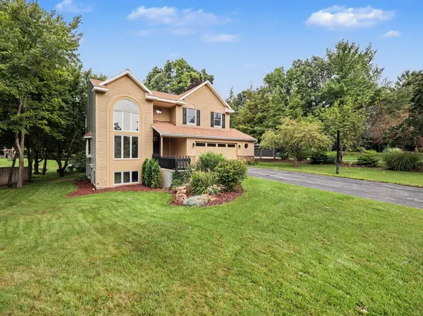 3443 Mason Lake Rd NE, Grand Rapids, MI 49525