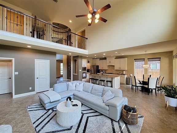 2nd image of 3008 Tamara Creek Ln