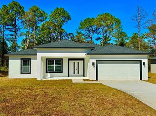 2097 W Hampshire Blvd, Citrus Springs, FL 34434