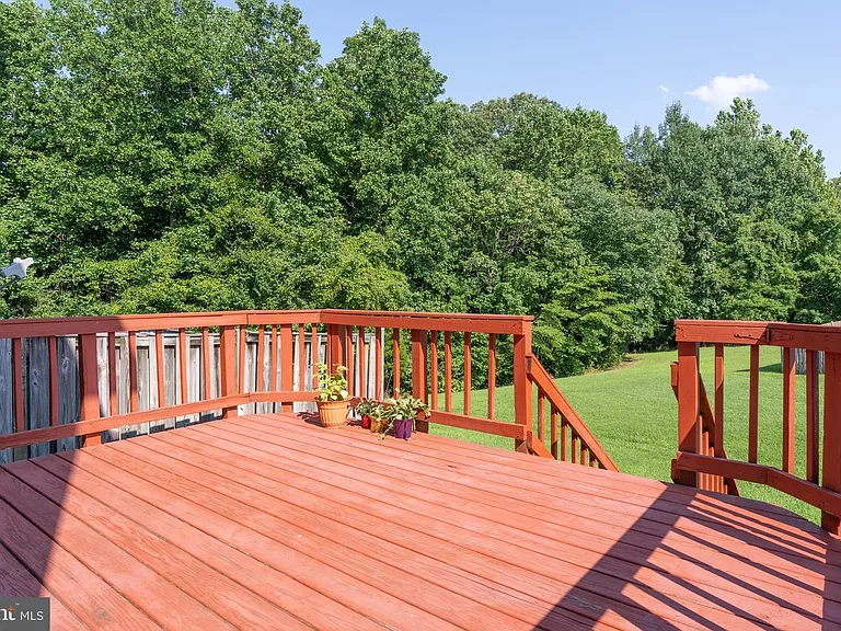4683 Joanna Ct — Photo 36