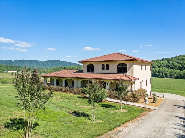 1418 Landis Ln, Nebo, NC 28761