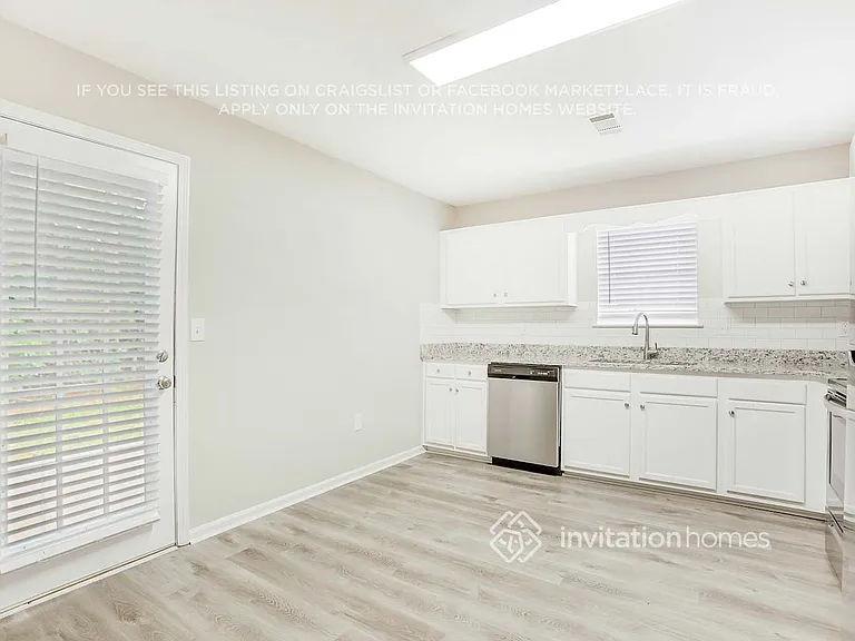 7028 Branch Crossing Way — Photo 6