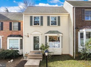 8225 Goldstream Ct, Vienna, VA 22182