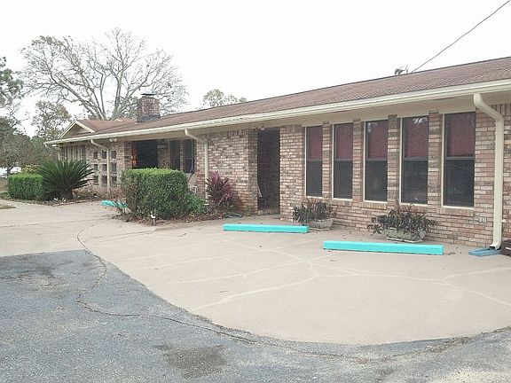 Front house pool entrance