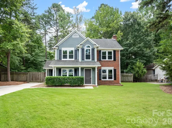 12530 Newstead Rd, Huntersville, NC 28078