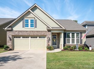 8427 Festival Way, Charlotte, NC 28215