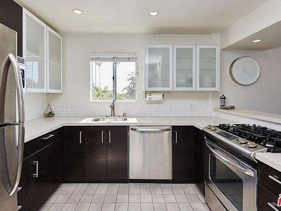 4th image of 815 N Las Palmas Ave APT 306