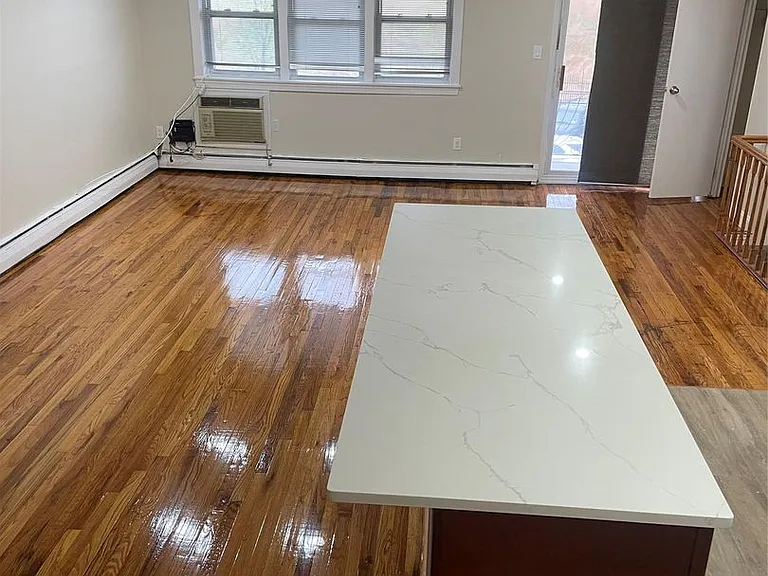 1226 Bergen Ave #3 — Photo 1