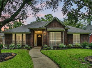 915 Chinni Ct, Houston, TX 77094