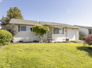 2125 Country Club Ct, Woodburn, OR