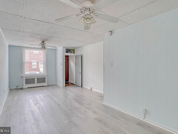 4th image of 3271 Edgemont St