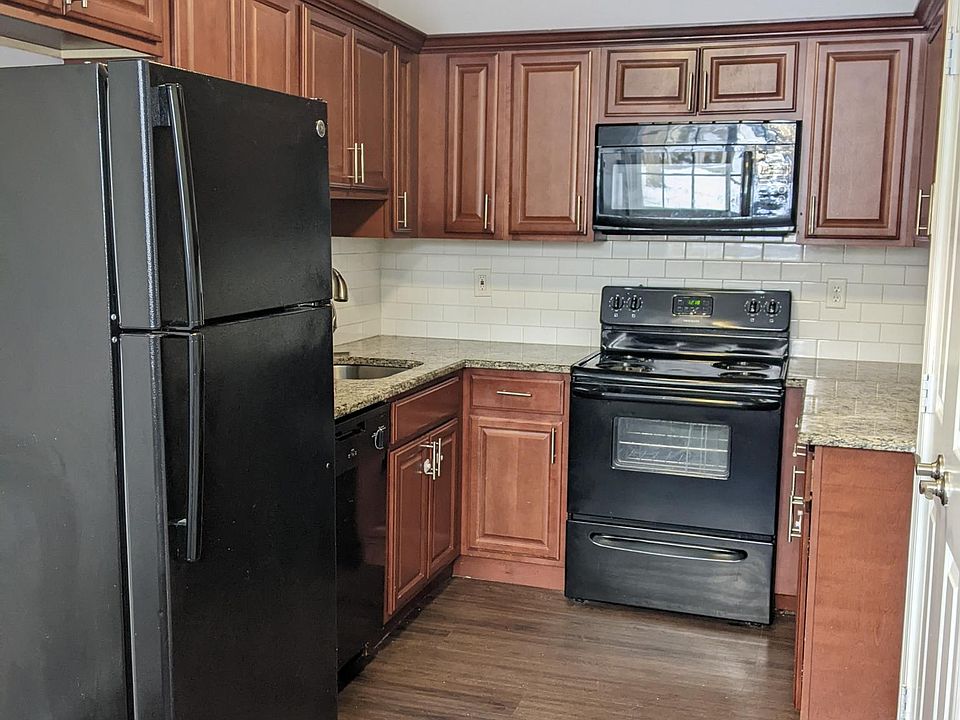 1st image of 93 Overton Ave #B